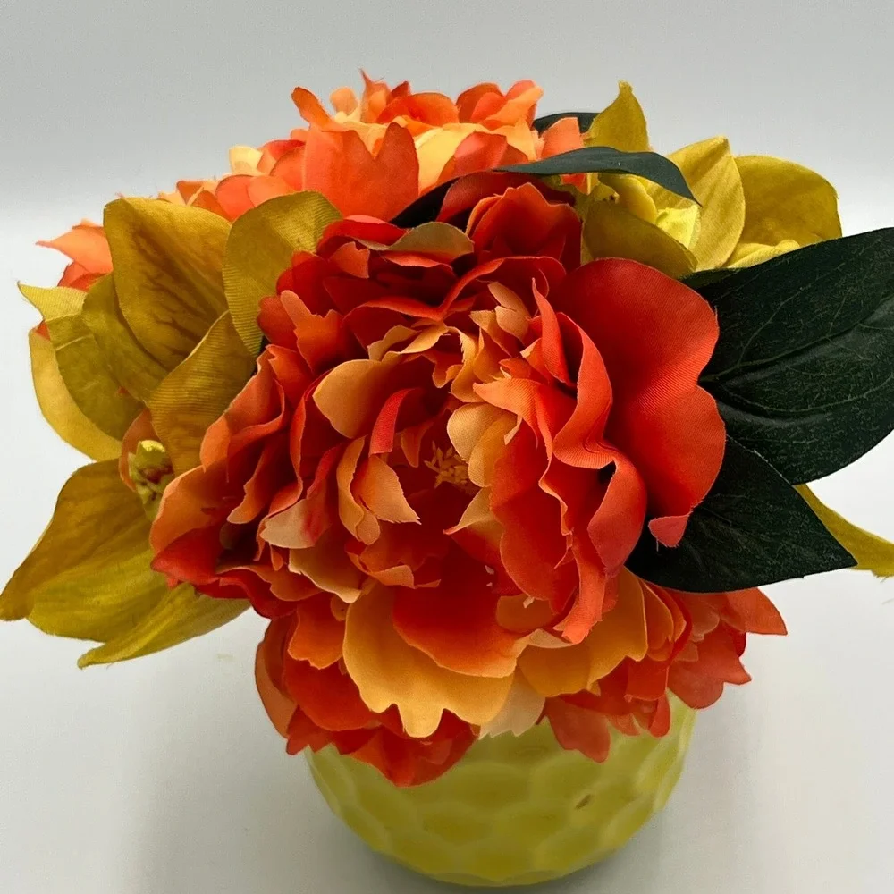 Faux Floral Arrangement Small Orange Yellow NWOT Honeycomb Vase